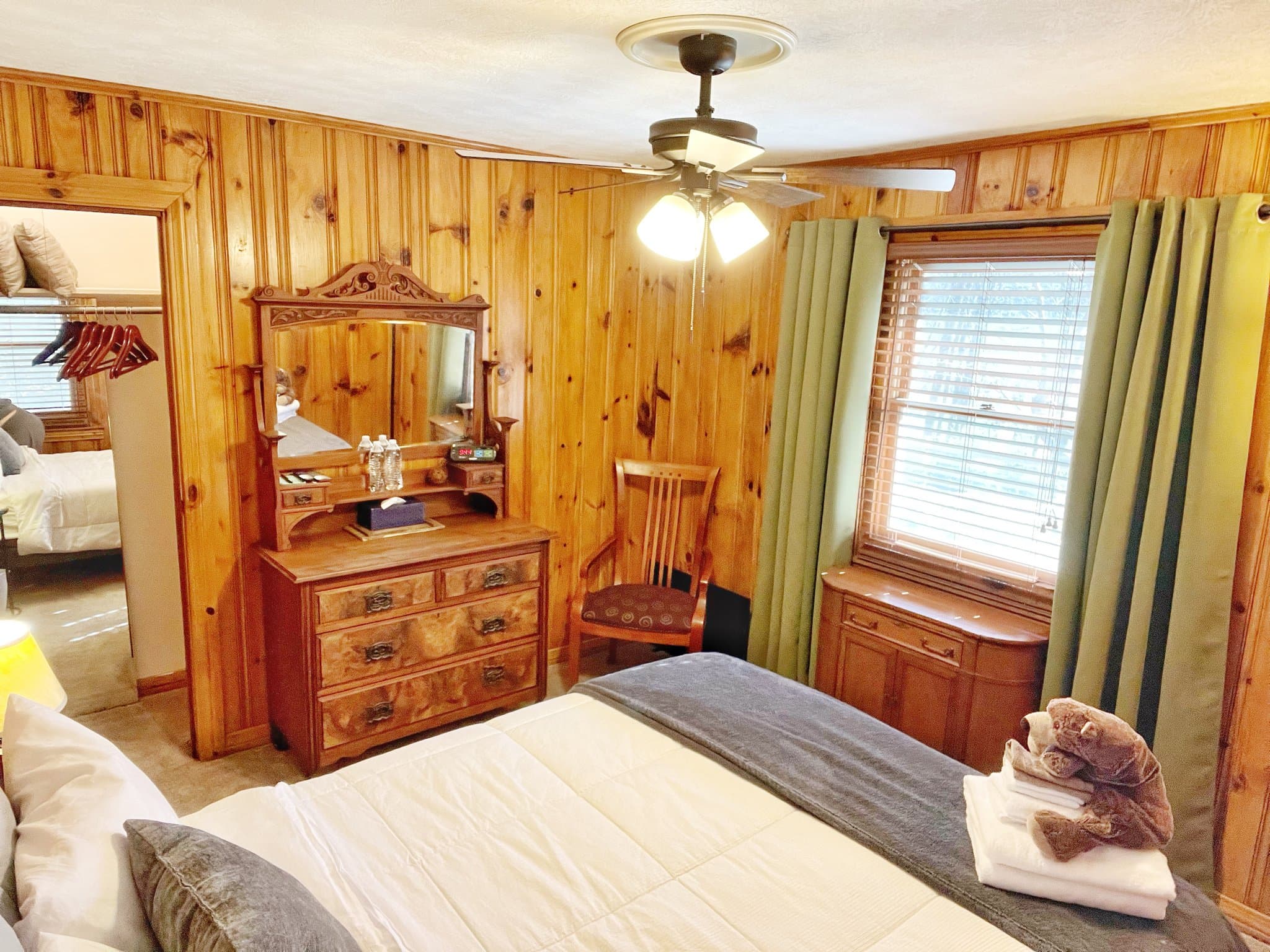 Blowing Rock House: 5190 US Hwy 321 S