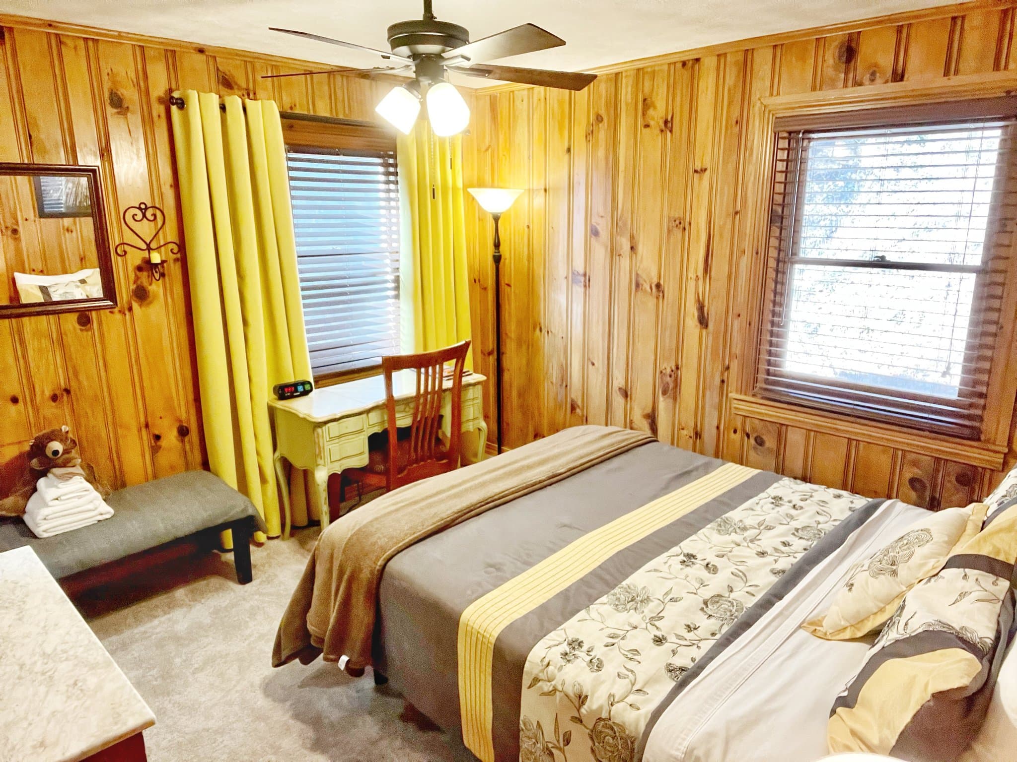 Blowing Rock House: 5190 US Hwy 321 S