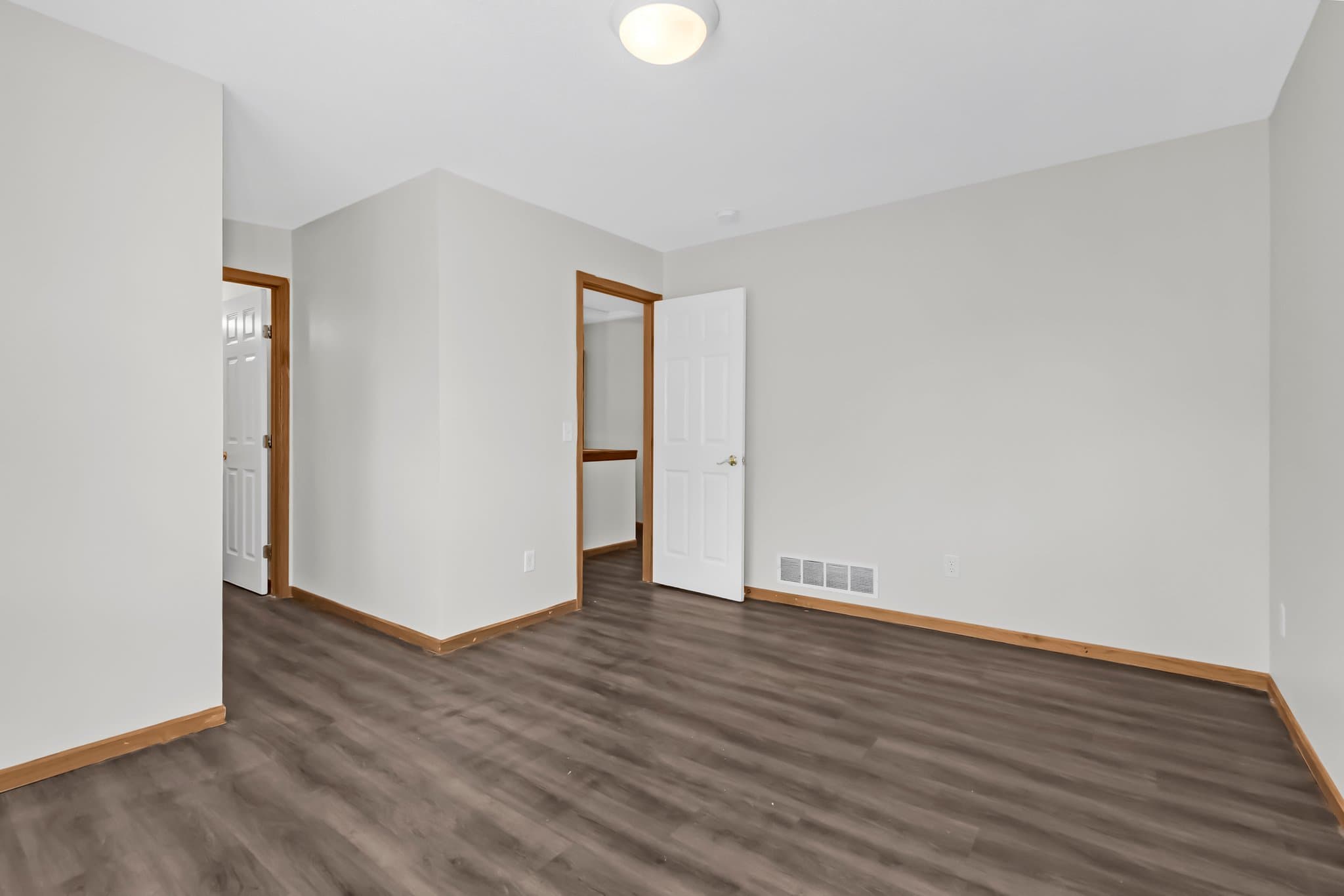 Minneapolis Townhome: 4740 6th St N