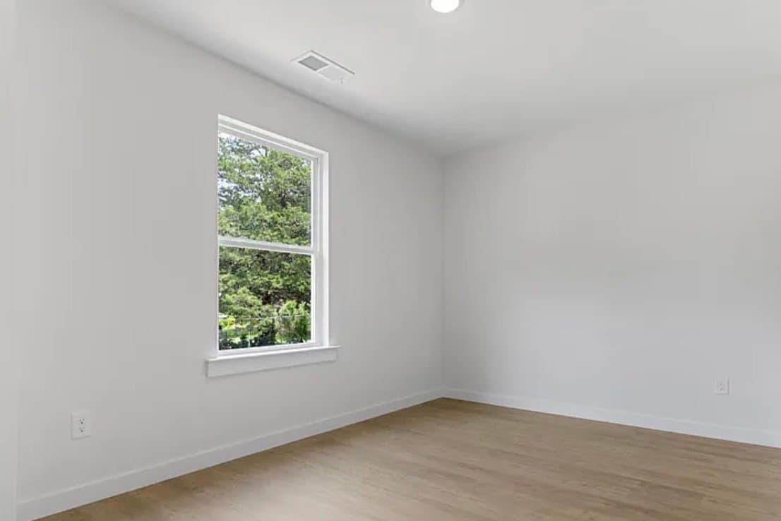 Hickory Multiplex: 1038 12th St NE