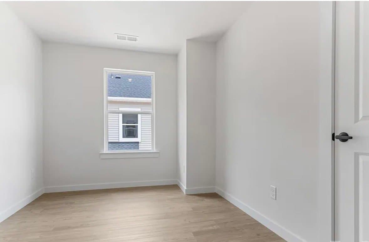 Hickory Multiplex: 1038 12th St NE
