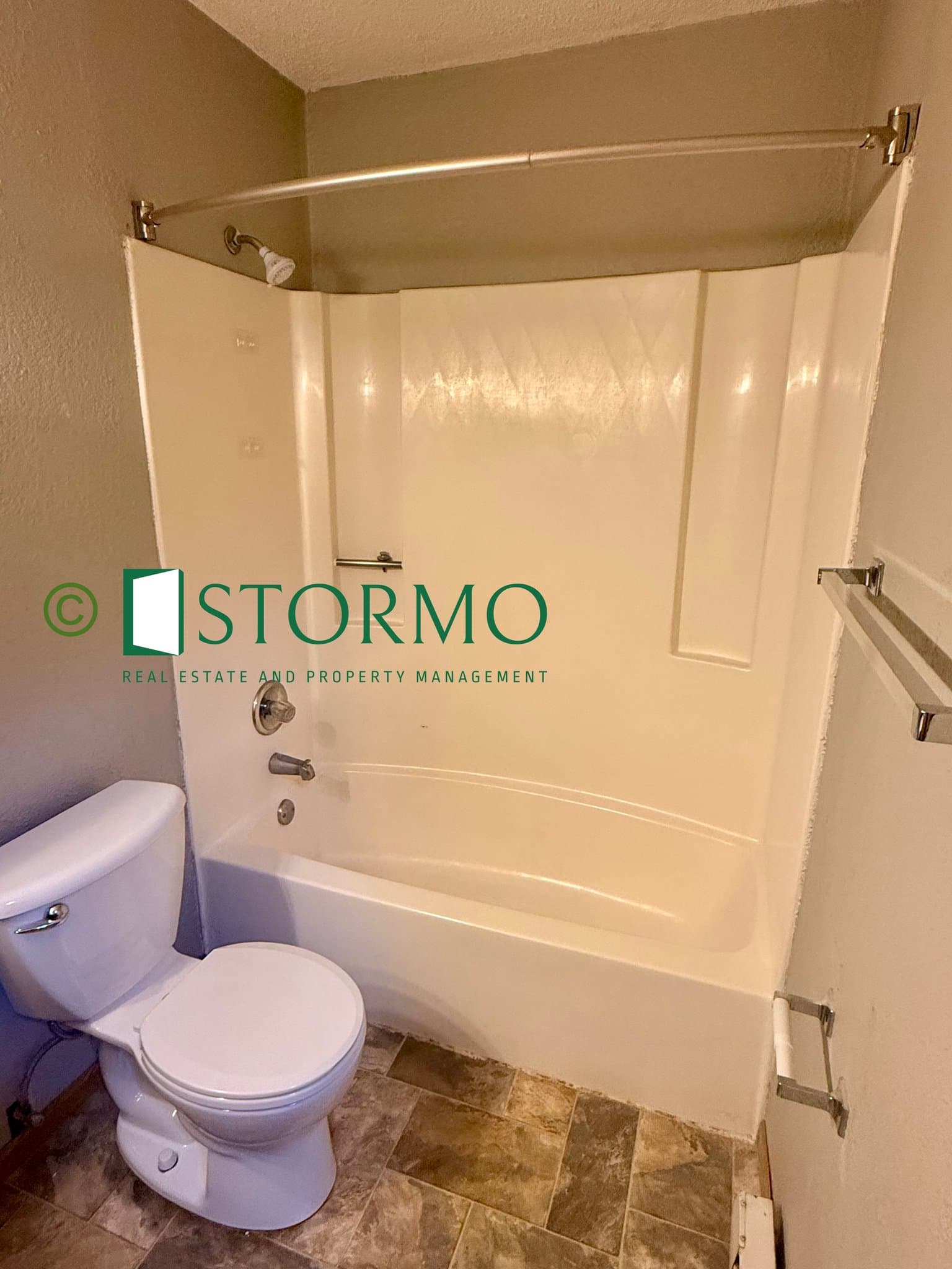 St Cloud Apartment: 519 14th St S