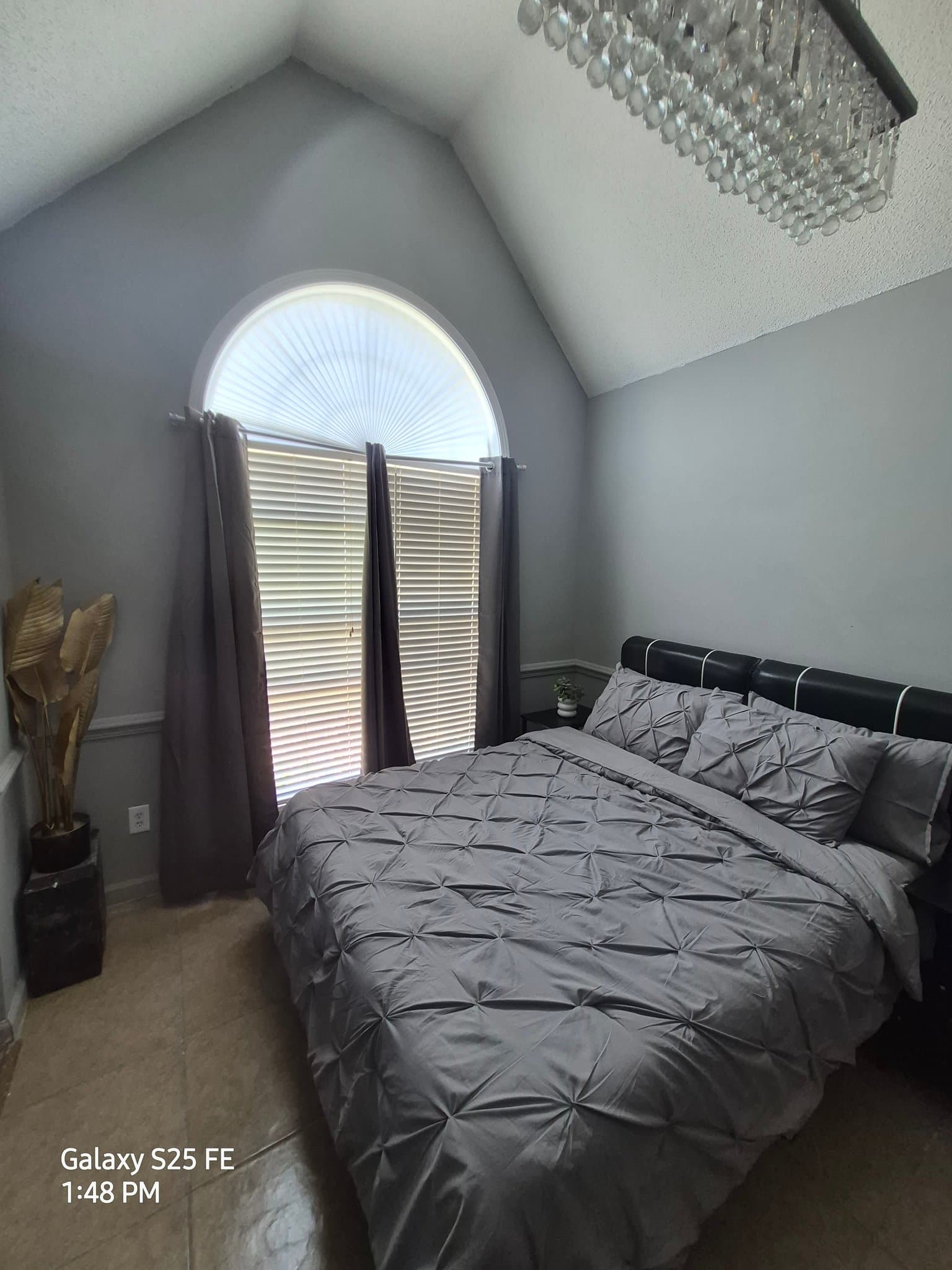 Riverdale House: 7139 Highway 85