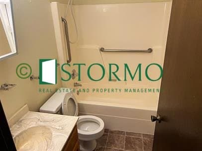 Elk River Apartment: 365 Baldwin Ave NW
