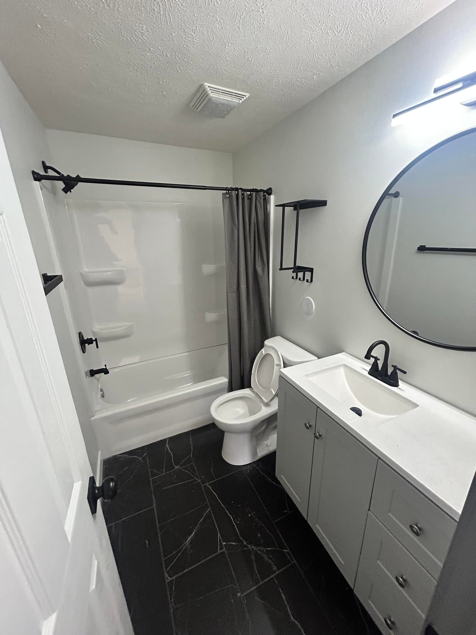 Omaha House: 701 N 85th Street