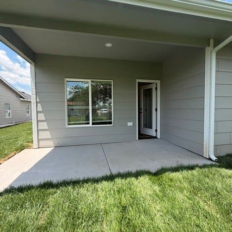 Wichita Townhome: 3828 S Bluelake St