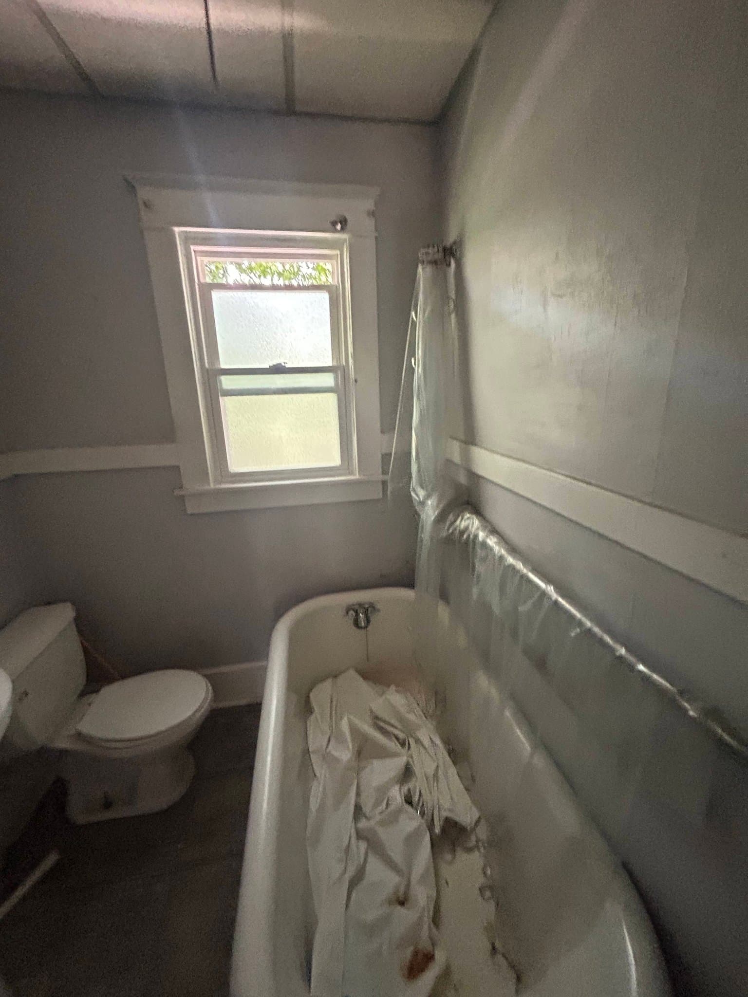 Jennings House: 7000 Florence Pl