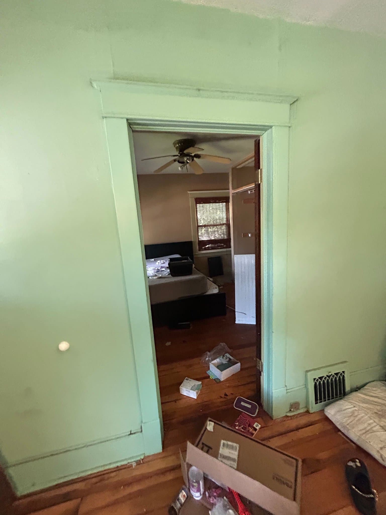 Jennings House: 7000 Florence Pl