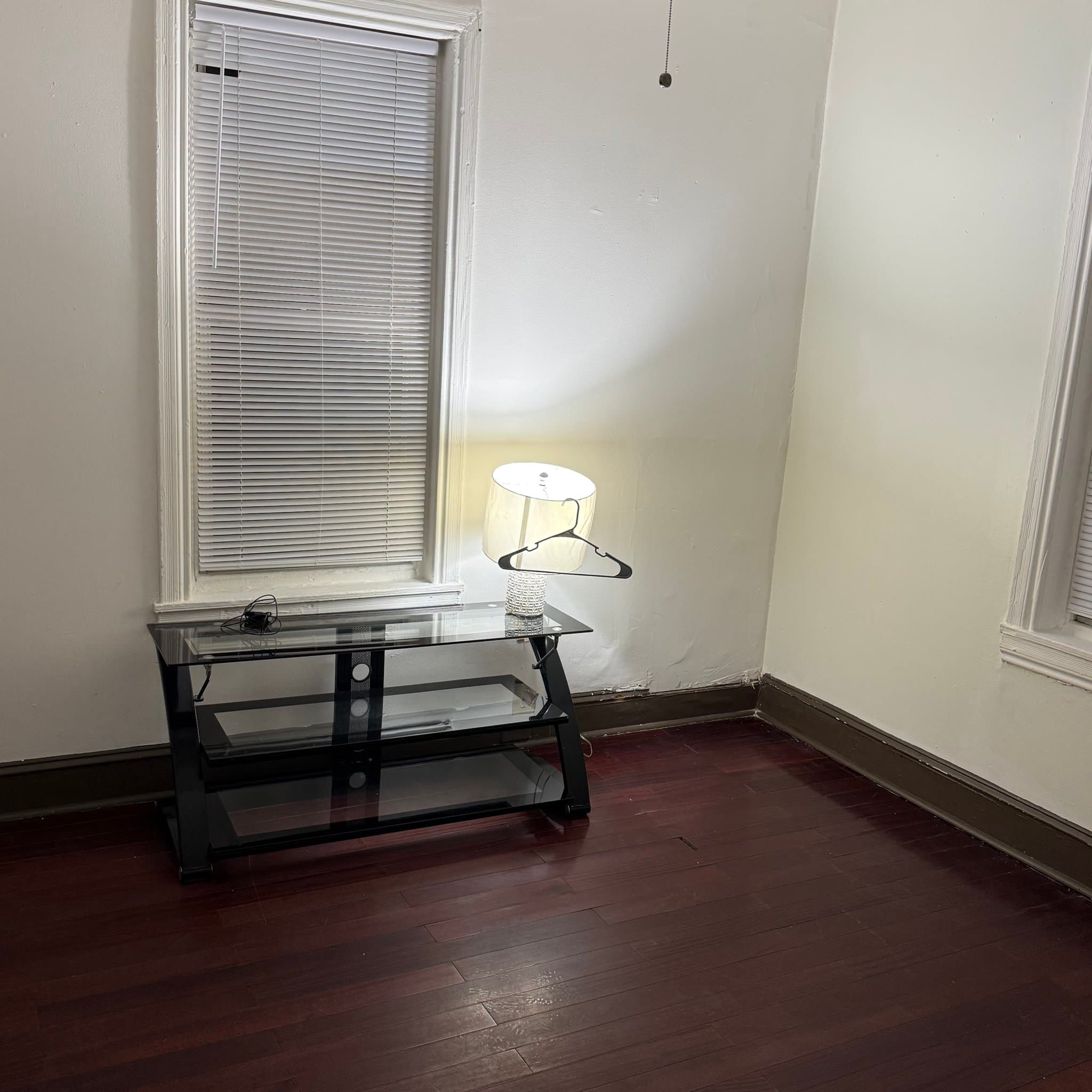 Philadelphia Apartment: 1731 W Diamond St