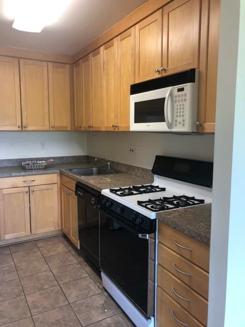 Arlington Apartment: 4020 Washington Blvd