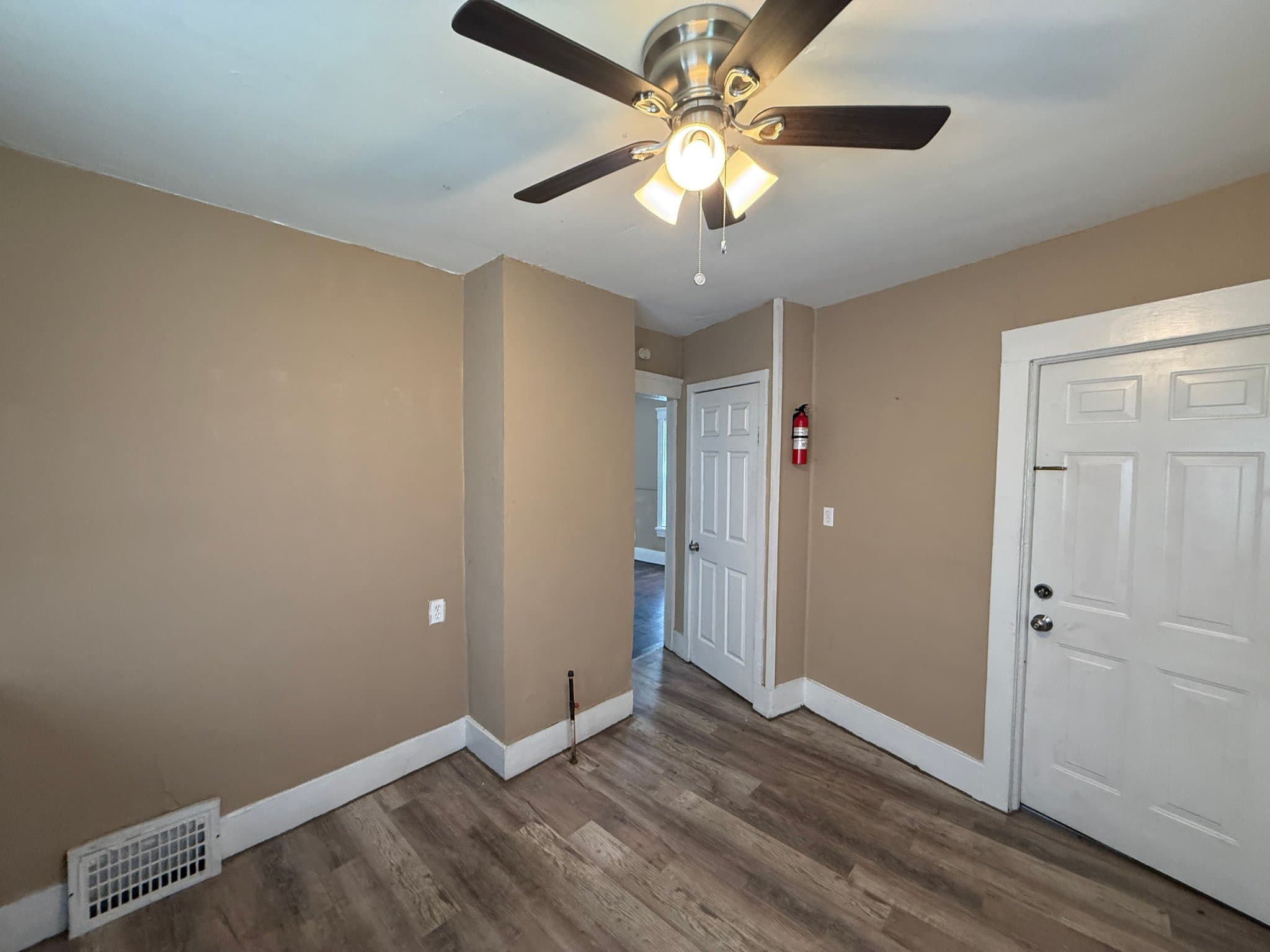 Lorain Multiplex: 522 W 23rd St