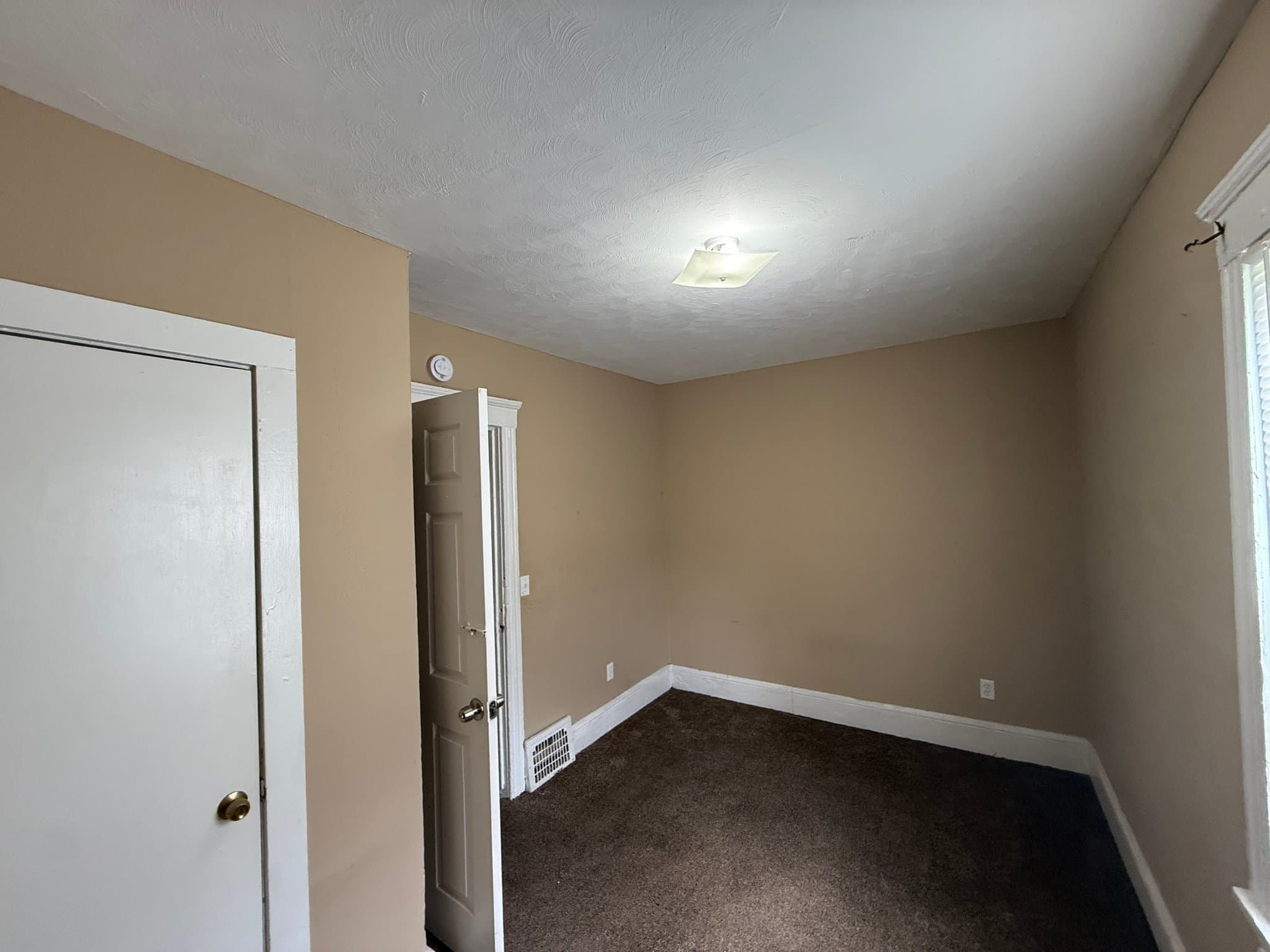 Lorain Multiplex: 522 W 23rd St