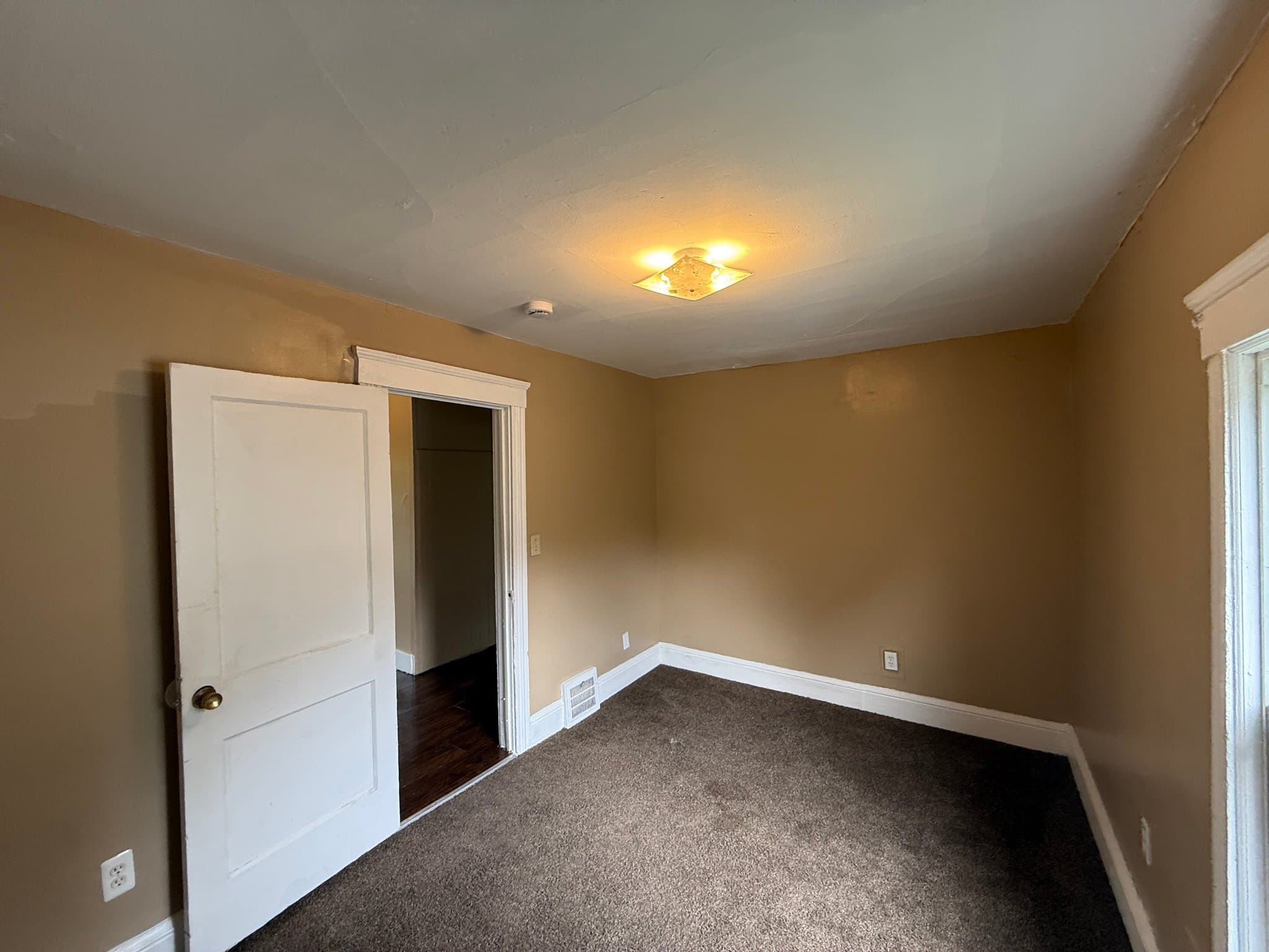 Lorain Multiplex: 522 W 23rd St