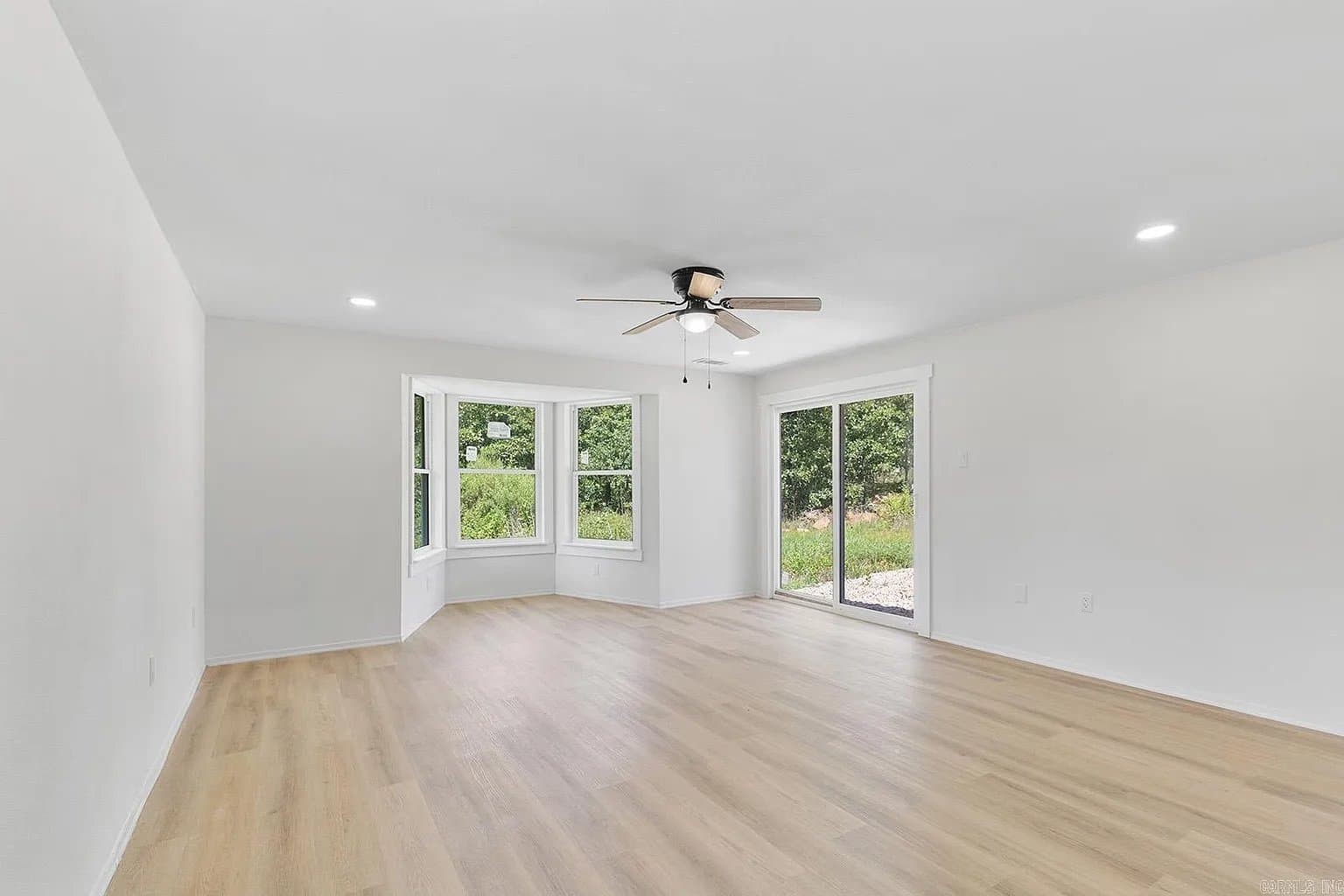 Vilonia House: 83 Dunn Hill Circle