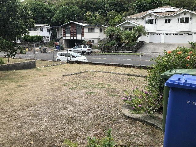 Honolulu House: 1655 Onipaa