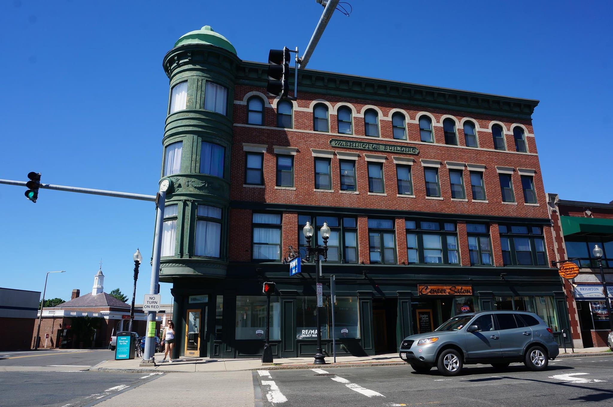 Brighton Apartment: 365 Washington St