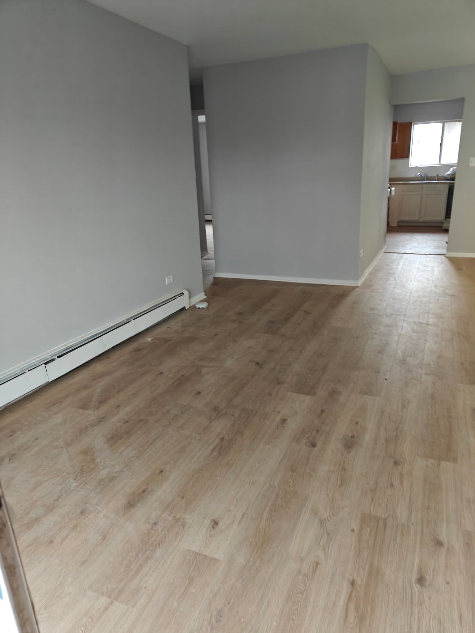 Arlington Heights Apartment: 2326 W Nichols Rd