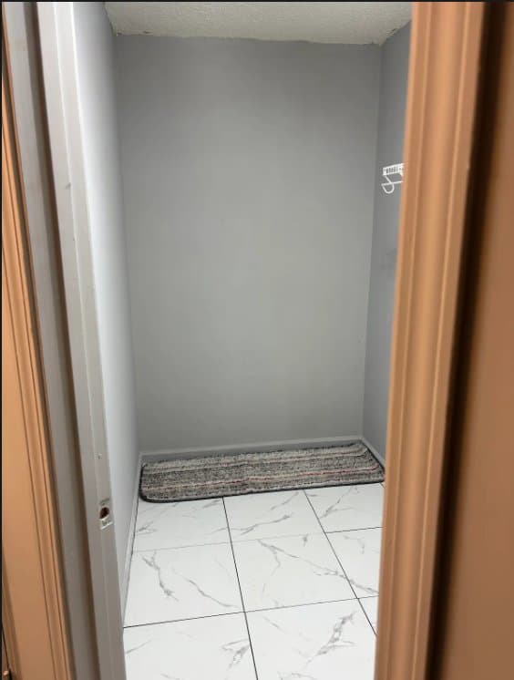 Riverdale Single Room: 7139 Highway 85