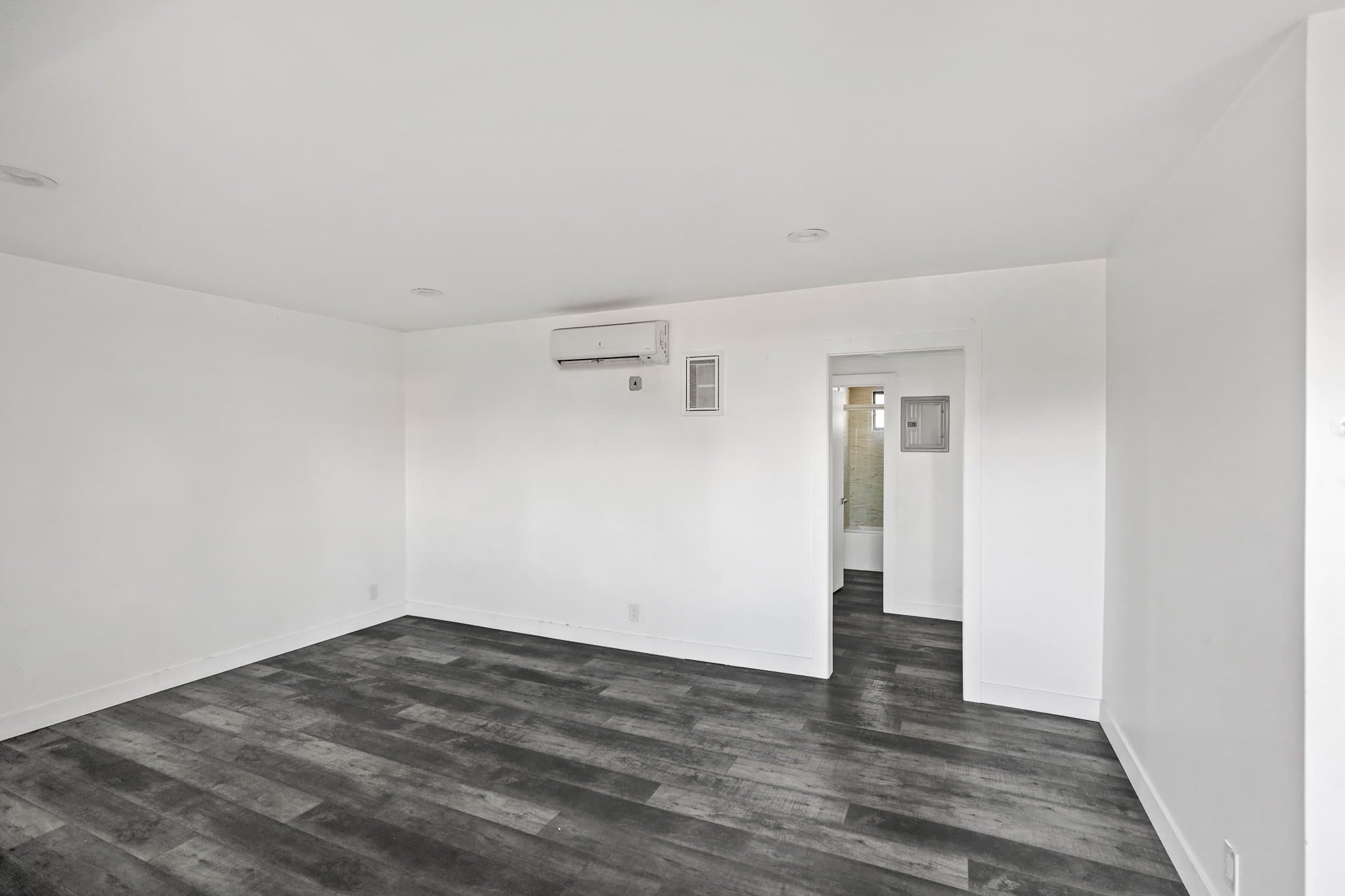 Los Angeles Apartment: 215 N Fickett Street