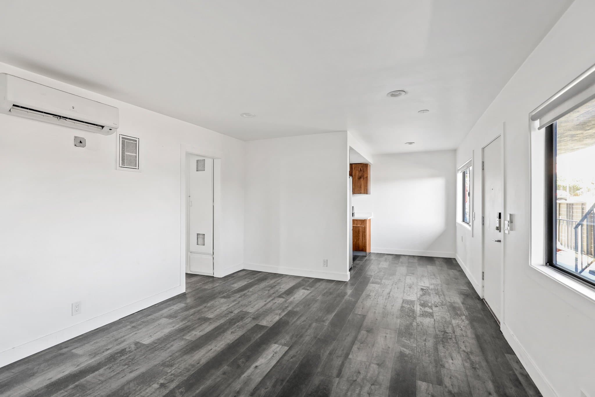 Los Angeles Apartment: 215 N Fickett Street