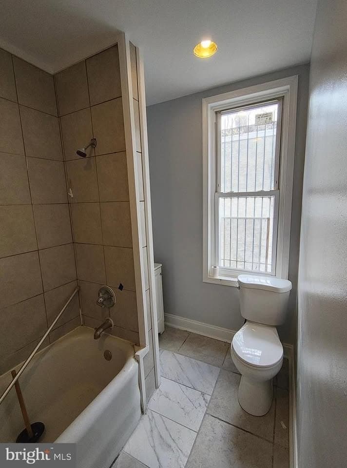 Philadelphia Multiplex: 3715 N 15th St Unit 2A