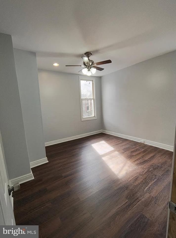 Philadelphia Multiplex: 3715 N 15th St Unit 2A