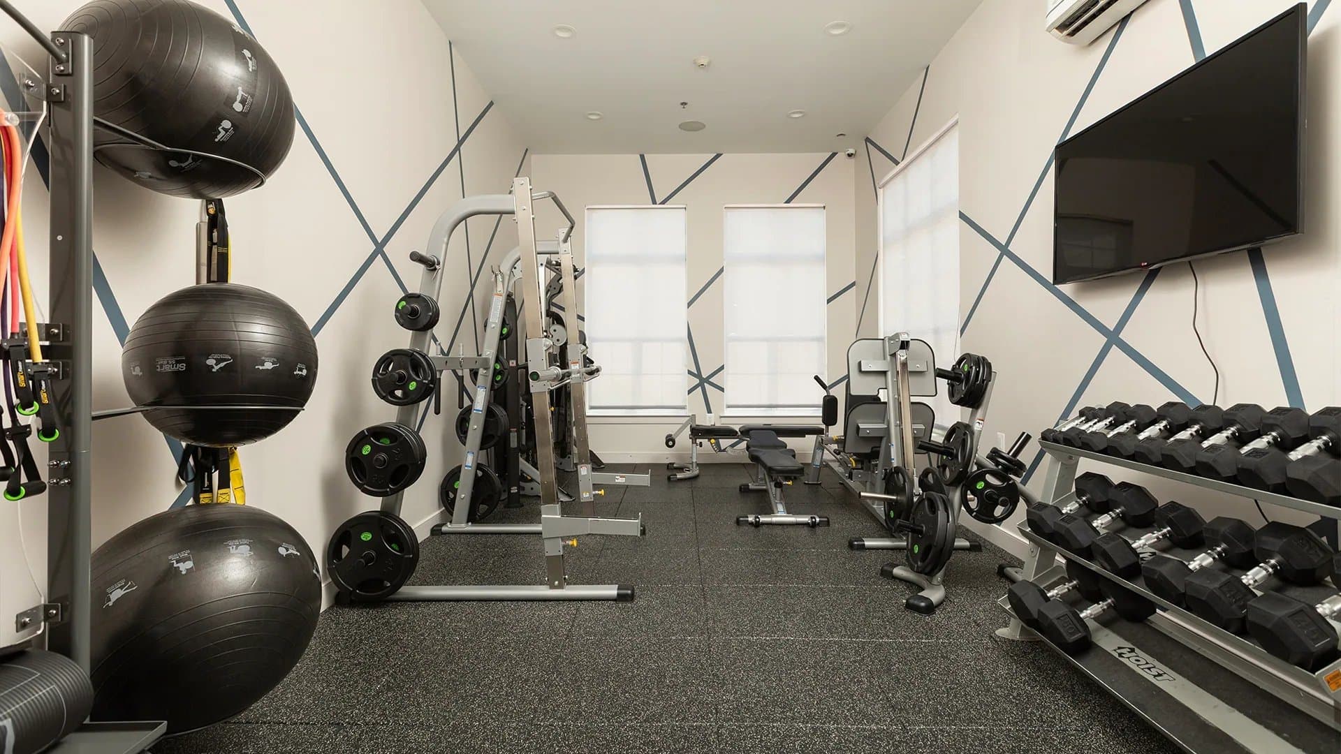 Bayonne Apartment: 42 John F Kennedy Blvd