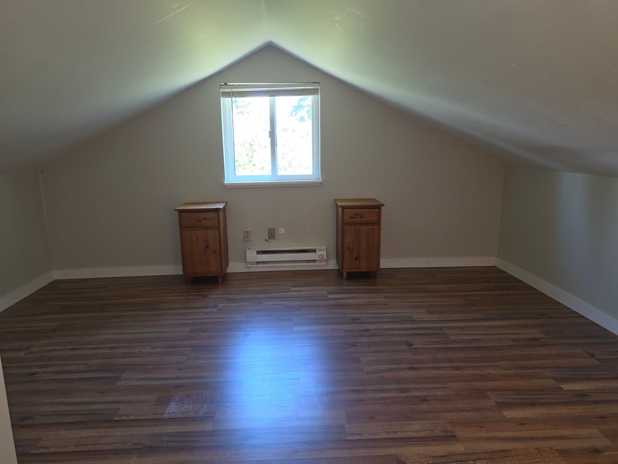 Tacoma House: 12105 12th Ave S