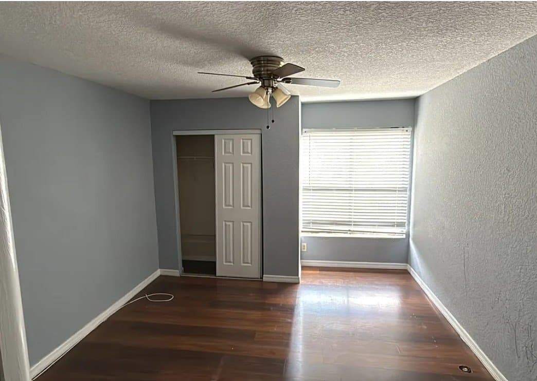 Palm Beach Gardens Single Room: 9242 Green Meadows Way
