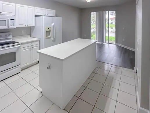Riviera Beach Townhome: 4157 Napoli Lake Dr