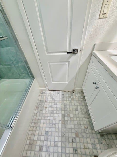Glendale Apartment: 1595 E. Chevy Chase Drive Glendale, CA 91206