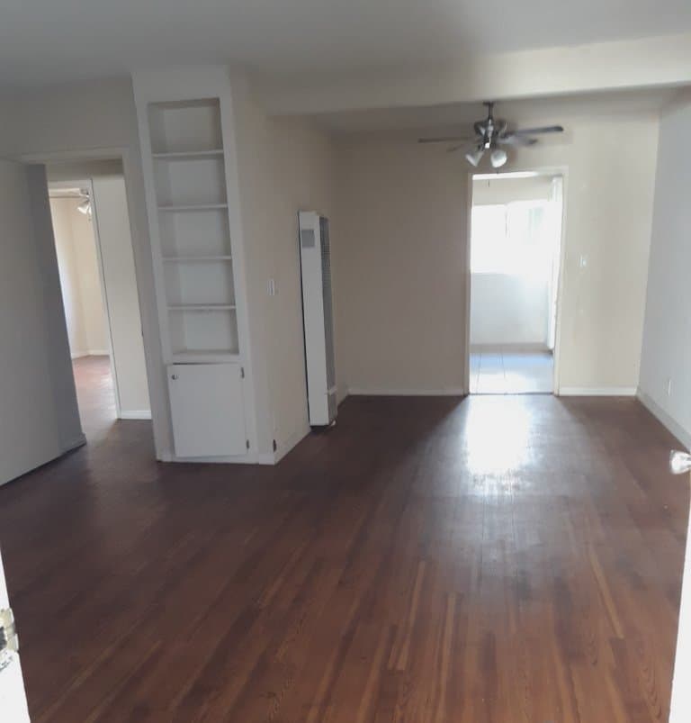 Sherman Oaks Apartment: 4450 Murietta Ave