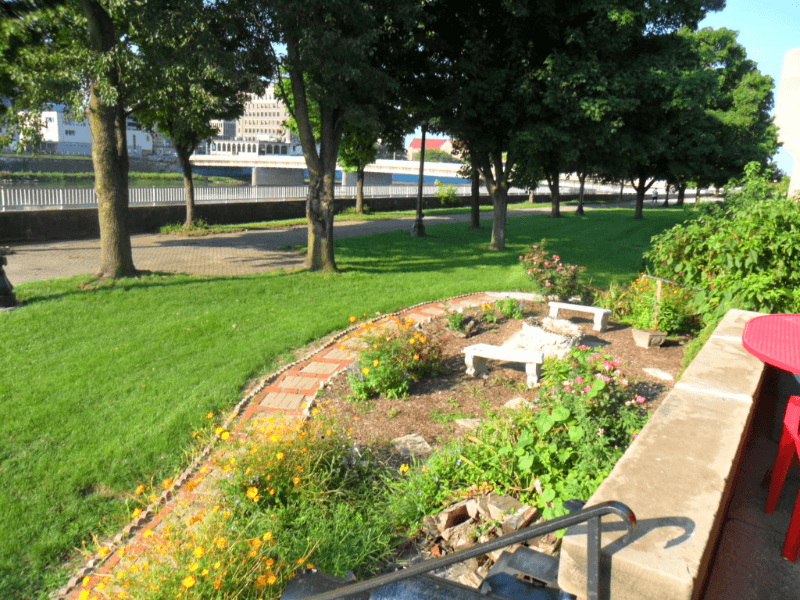 Dayton Apartment: 22 Emmet Street #15