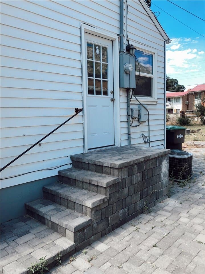 Provo Single Room: 855 E 400 S