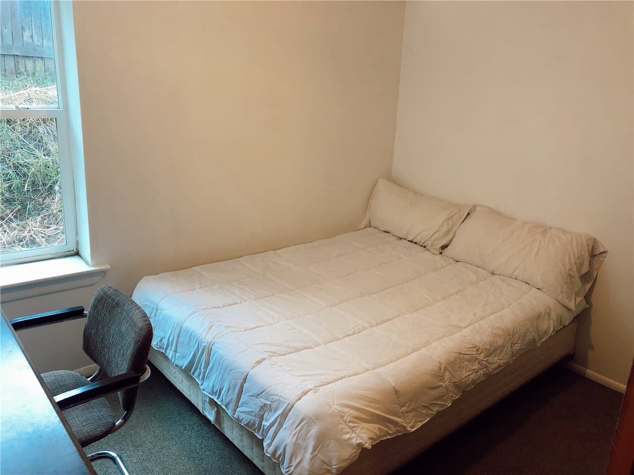 Provo Single Room: 855 E 400 S