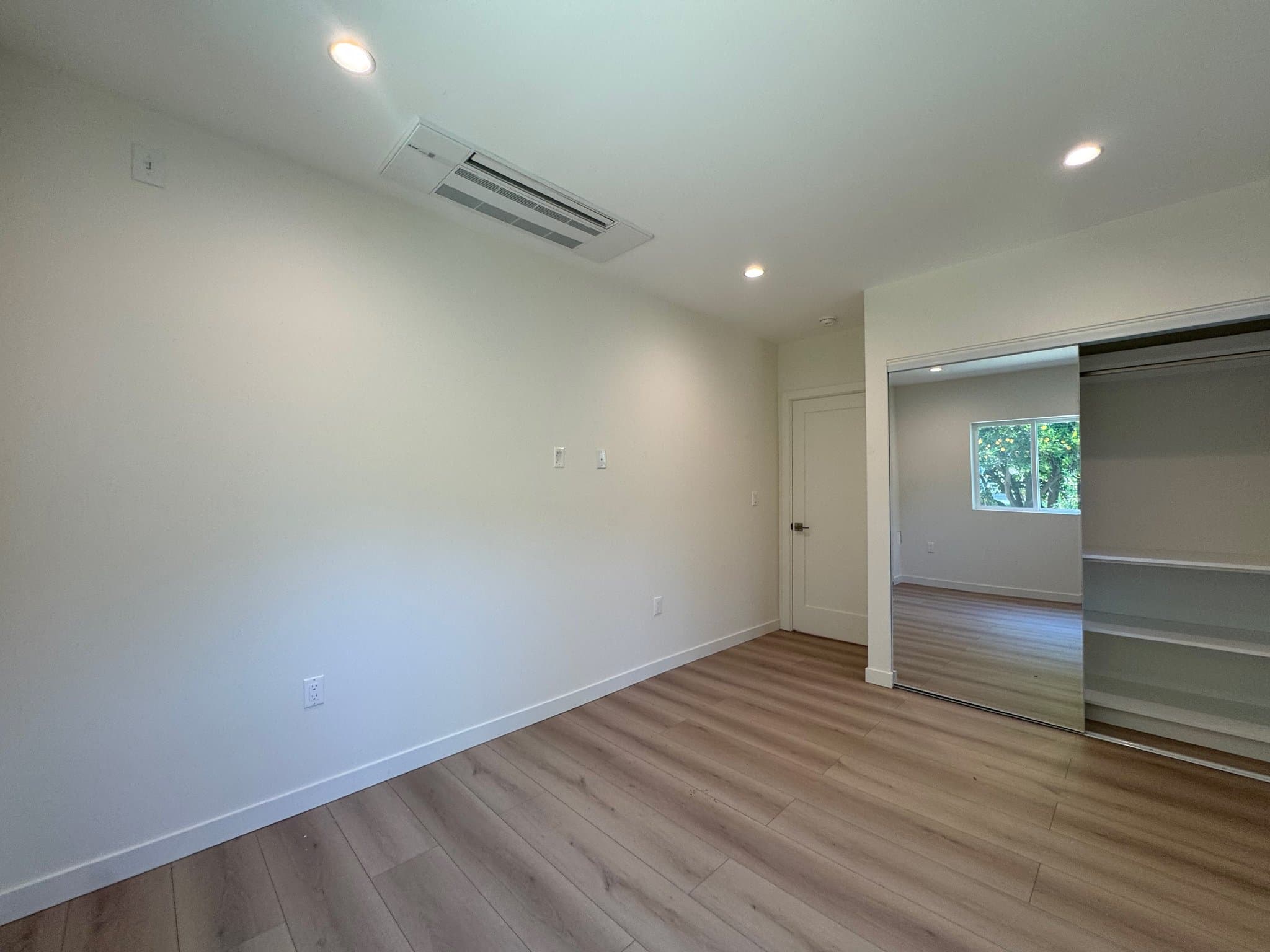 Reseda Multiplex: 18320 Ingomar St