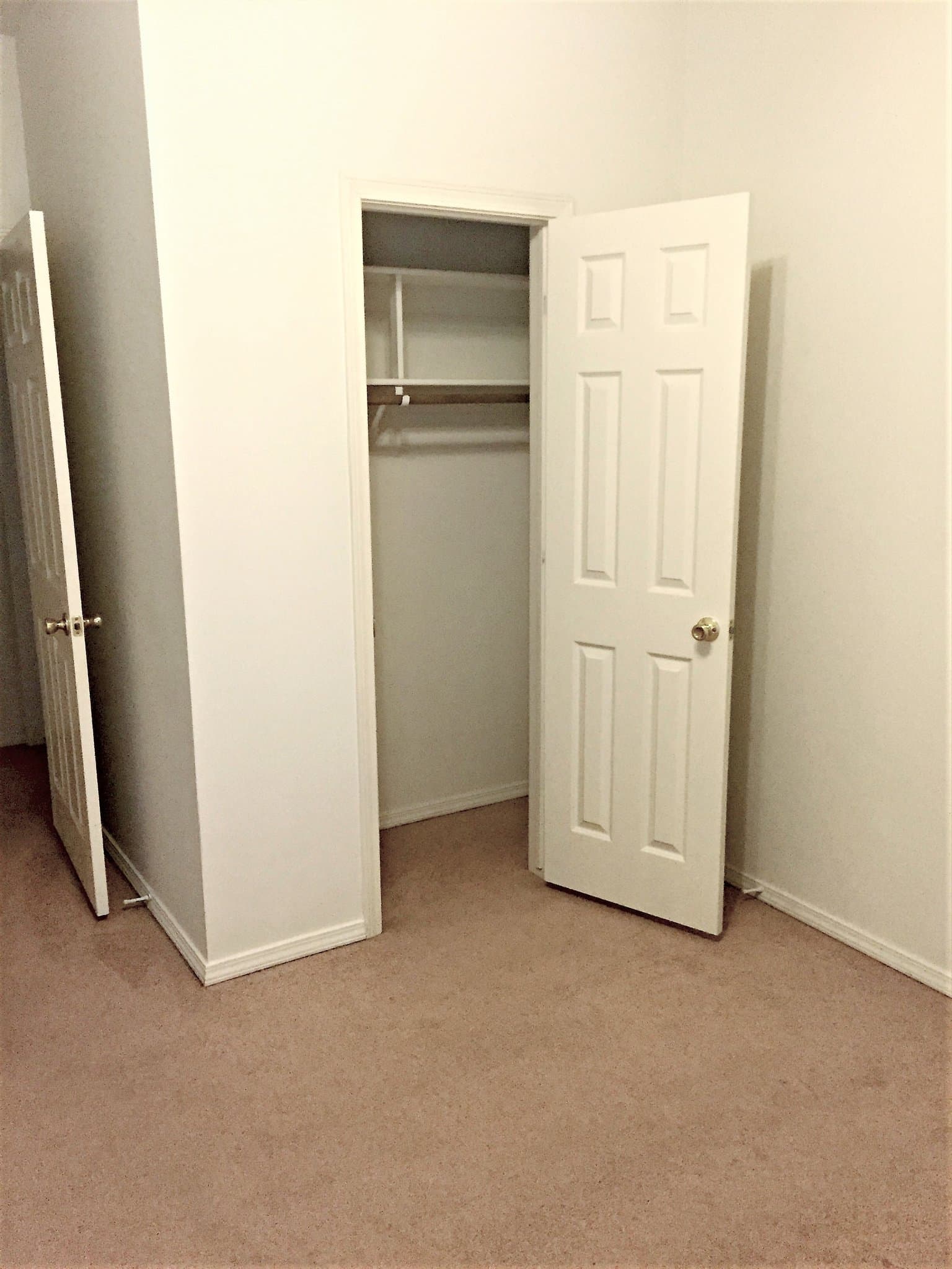 Fayetteville Apartment: 1786 N Gregg Ave