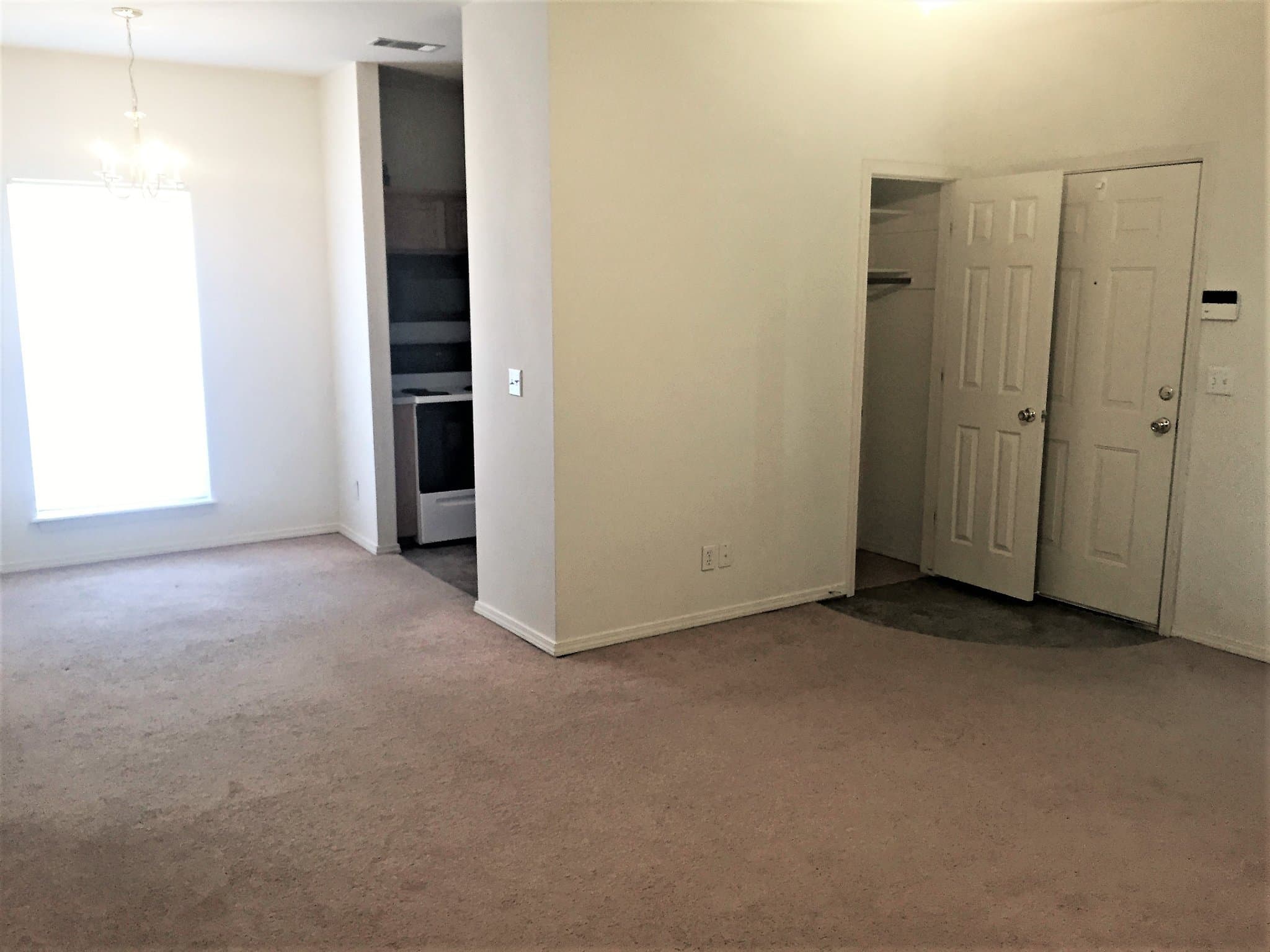 Fayetteville Apartment: 1786 N Gregg Ave