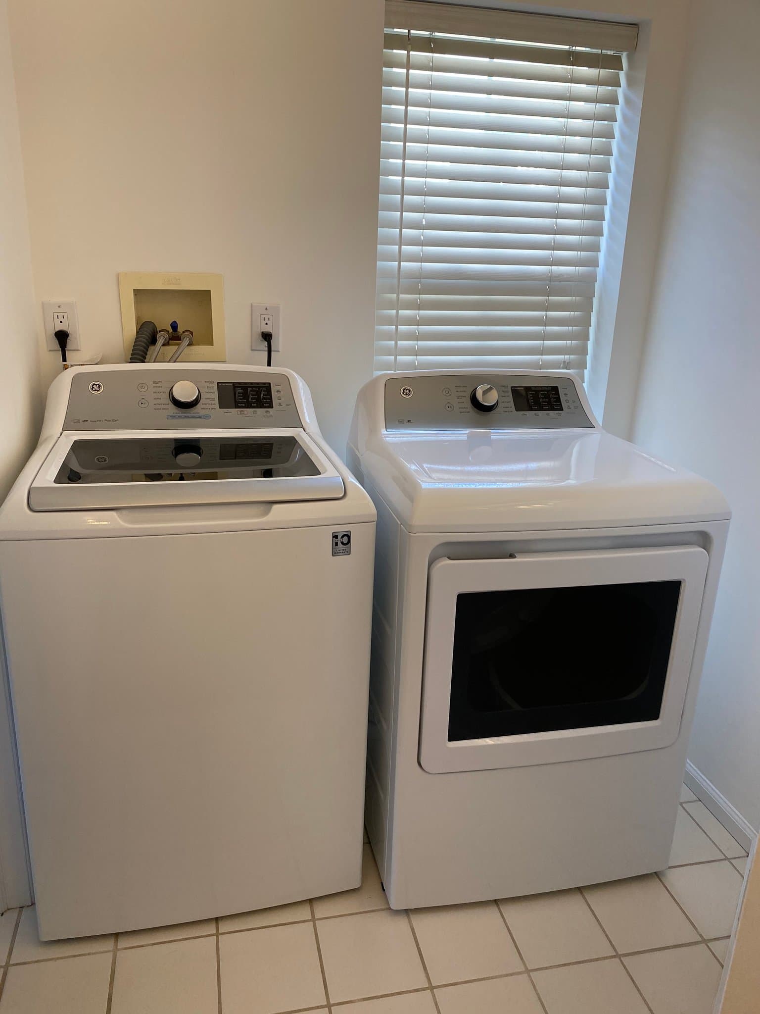 Greenwich Apartment: 18 Berrian Place