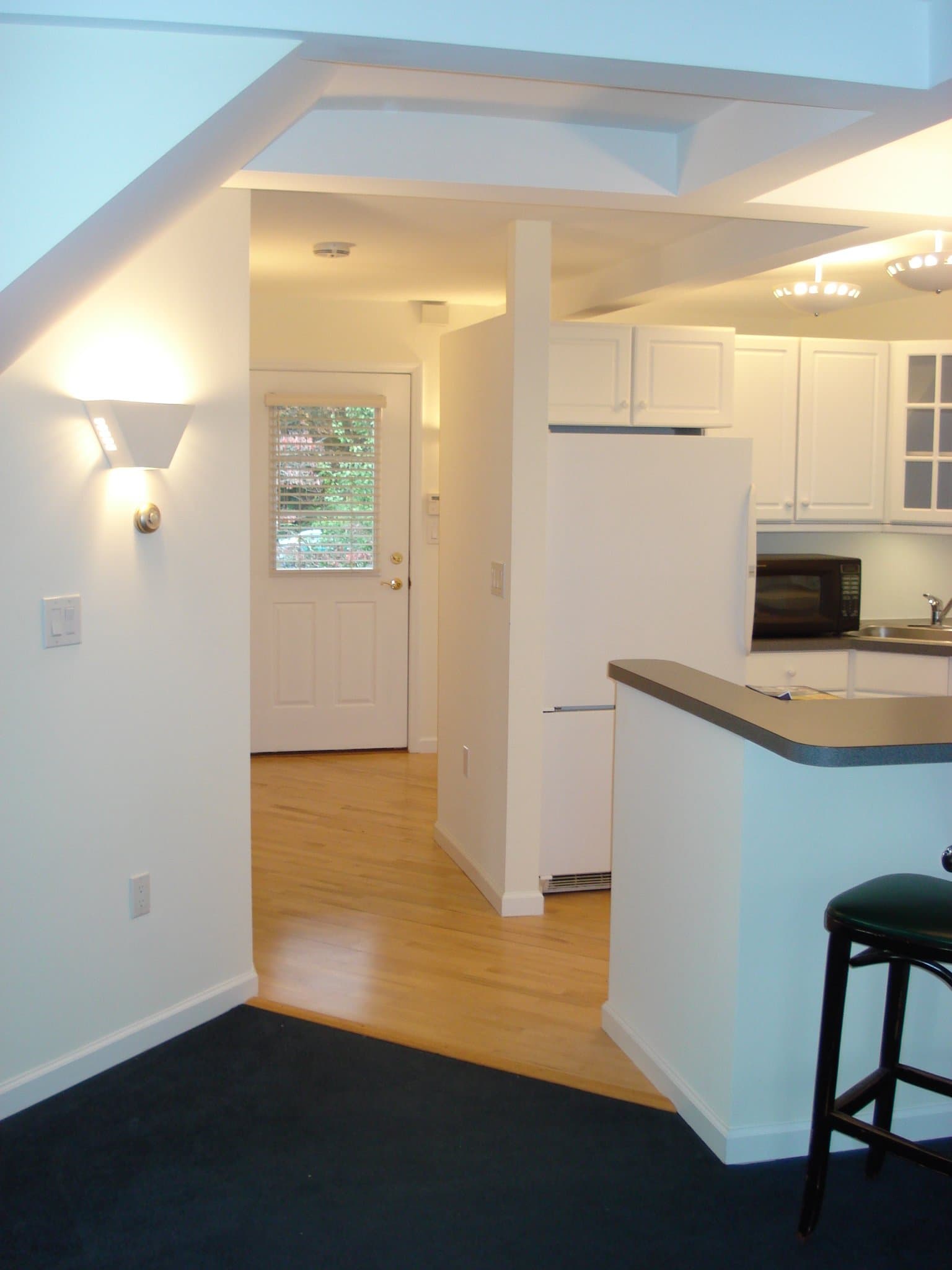 Greenwich Apartment: 18 Berrian Place