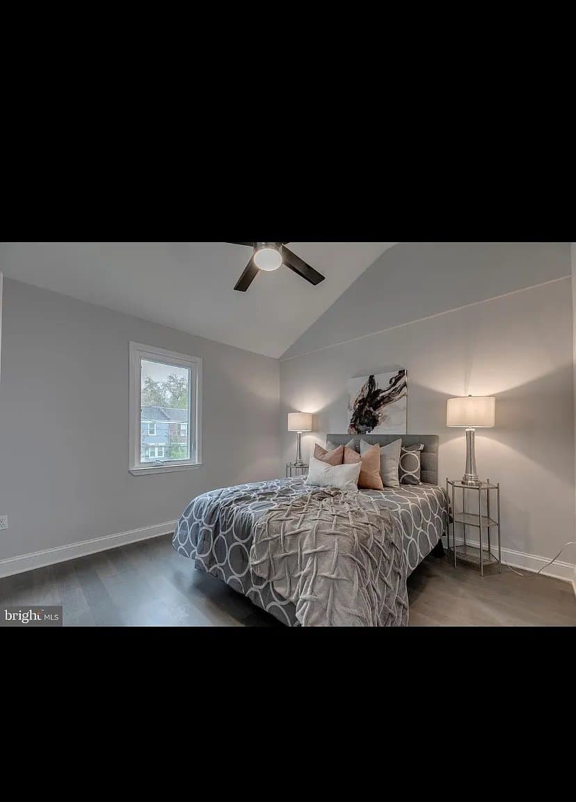 Washington Townhome: 5520 B Street SE