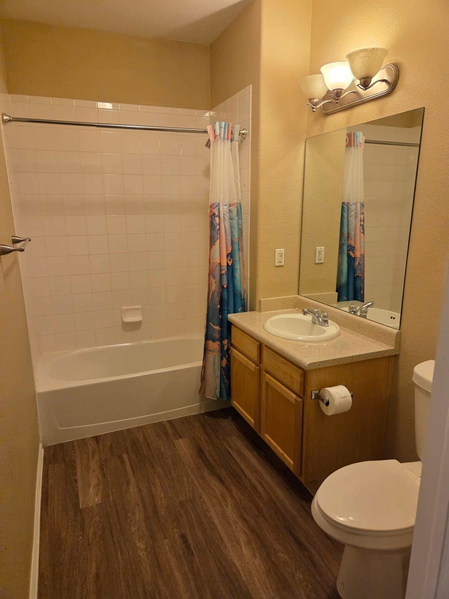 Englewood Condo: 15700 East Jamison Drive