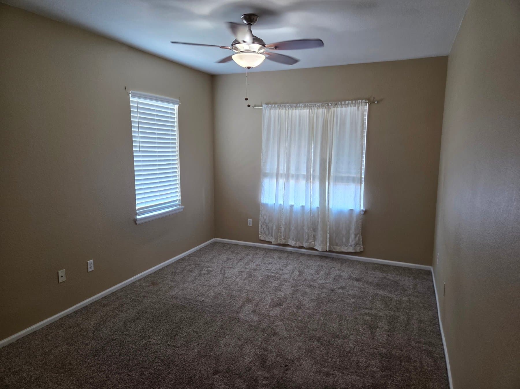 Englewood Condo: 15700 East Jamison Drive