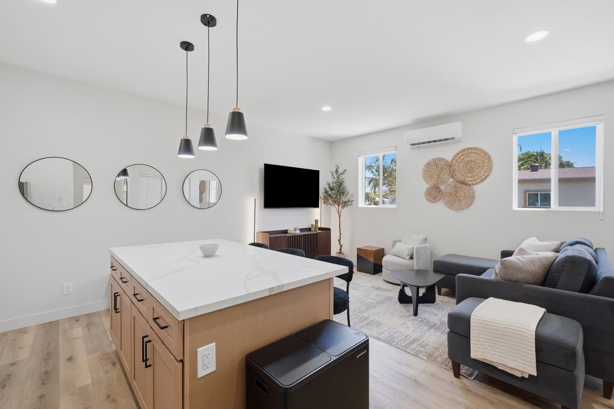 Chula Vista Multiplex: 1038 Second Avenue Unit #1