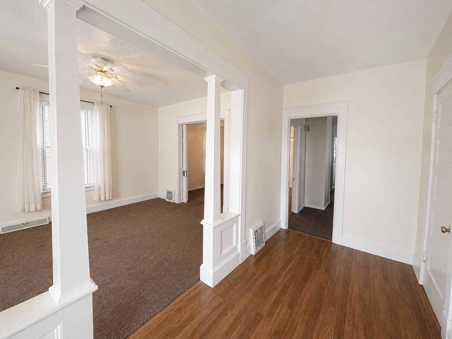 Ellwood City Apartment: 422 Franklin Ave