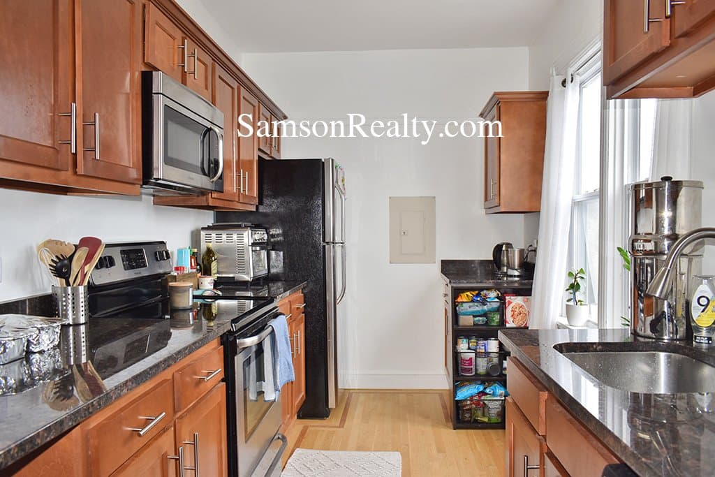 Providence Condo: 420 Angell