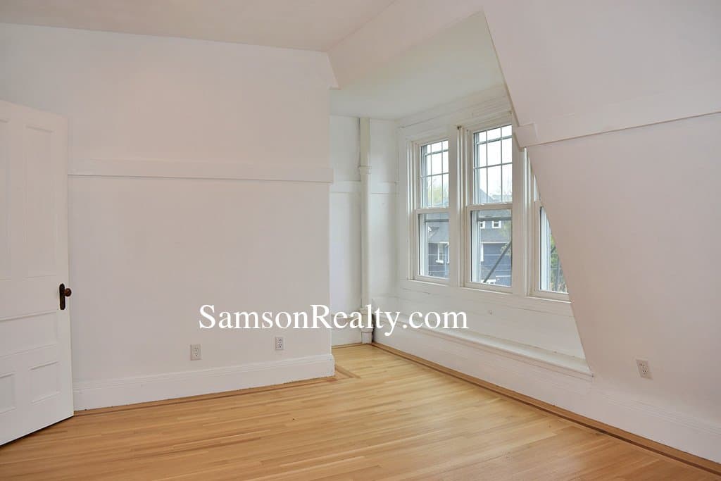 Providence Condo: 420 Angell