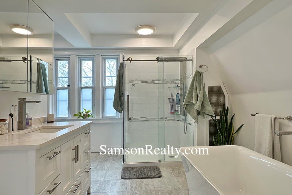 Providence Condo: 420 Angell