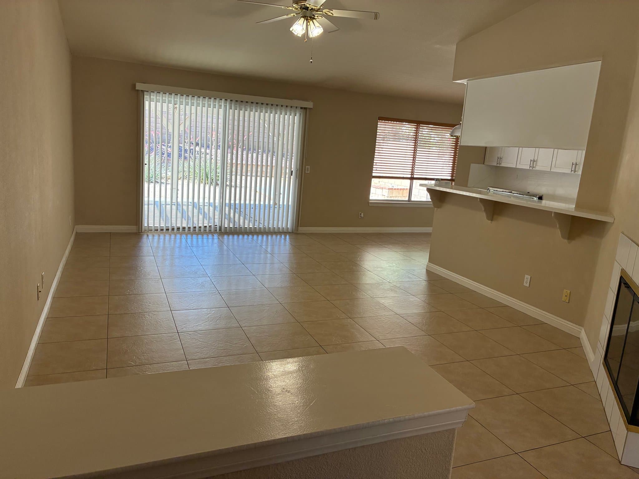 Palmdale House: 2614 Sycamore Ln.