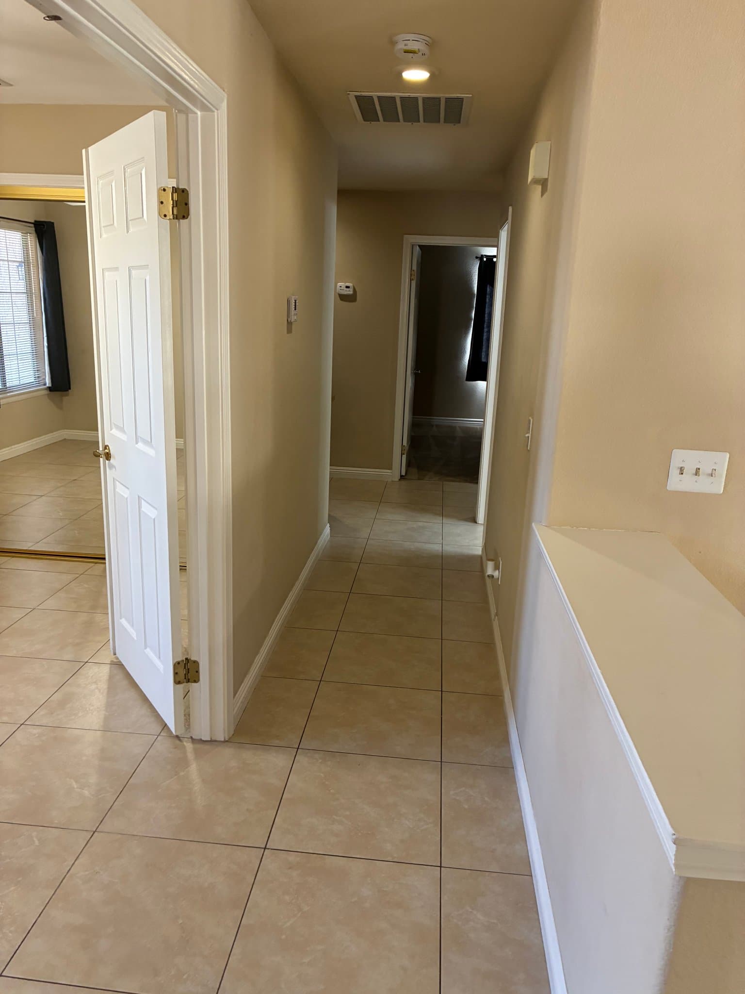 Palmdale House: 2614 Sycamore Ln.
